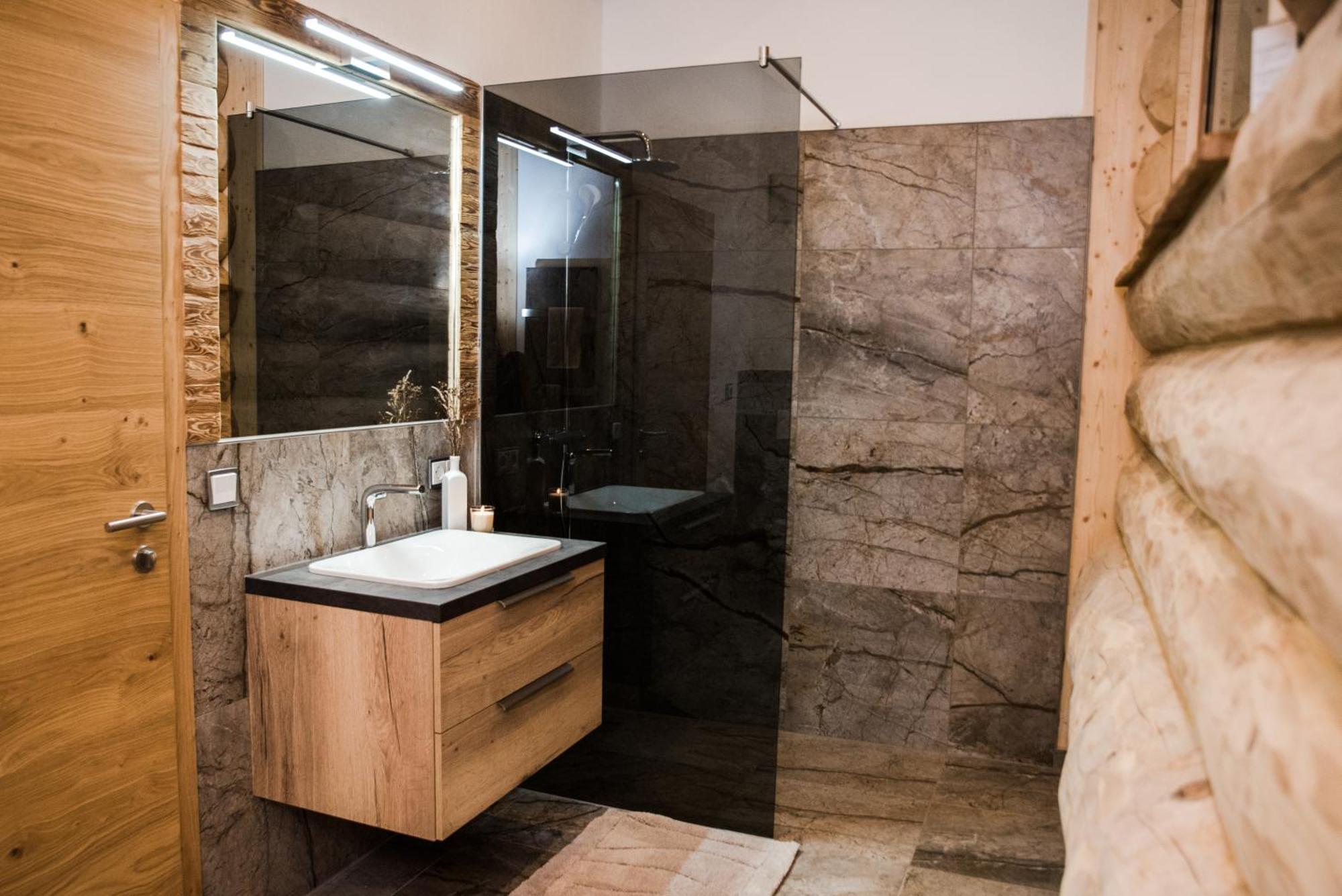Blockhausen Luxus Chalets Oberschwarzenberg Room photo