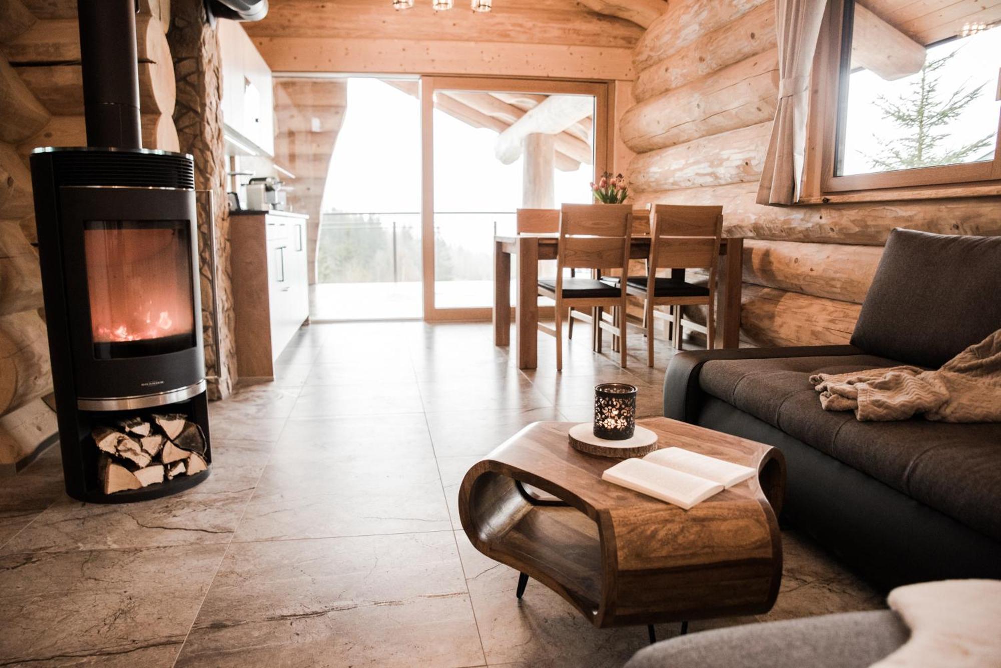 Blockhausen Luxus Chalets Oberschwarzenberg Room photo